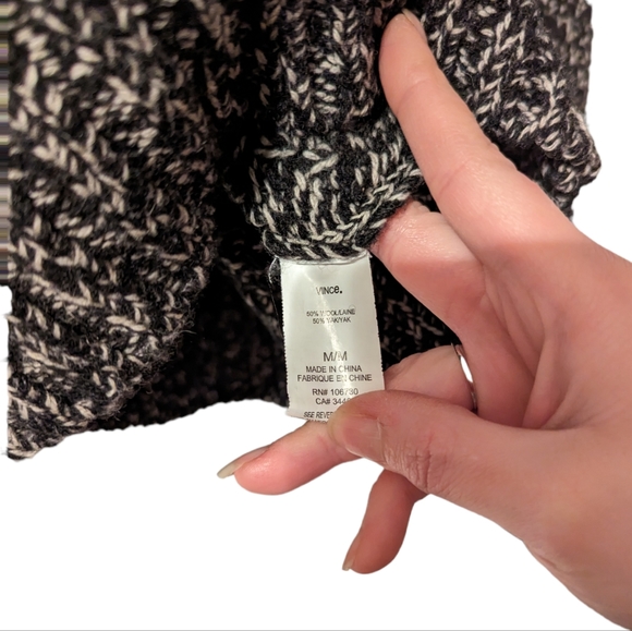 Vince Wool Yak Blend Turtleneck Chunky Cable Knit Ribbed Pullover Sweater - Picture 14 of 14